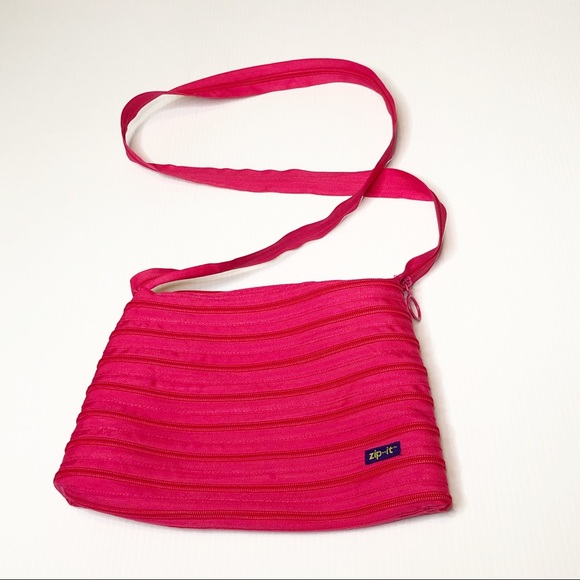 Zip It Pink Purse - Picture 5 of 6
